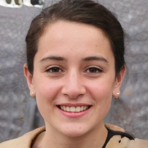 Kundin mit Balayage-Ergebnis